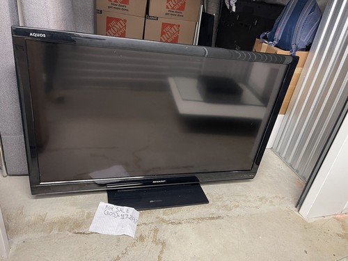 Sharp - 60”,
