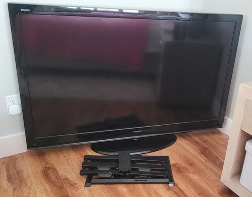 Sharp aquos 60e69u lcd - lc-60e69u,